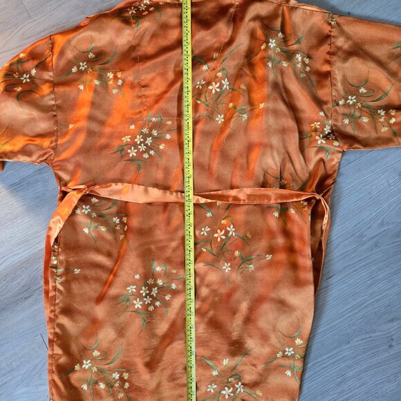 Copper colored silky robe - Picture 16 of 16